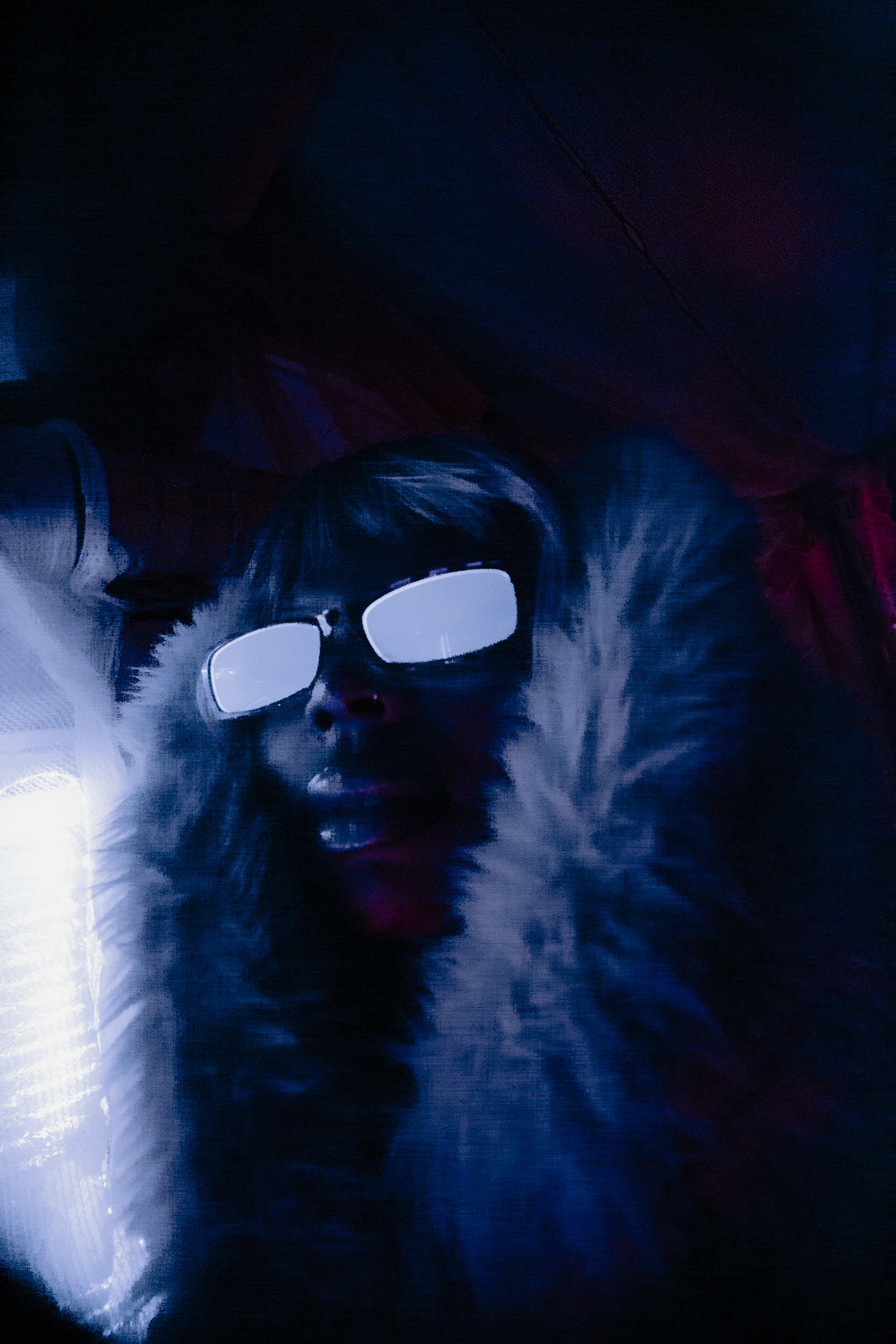 Mila - Blue Light