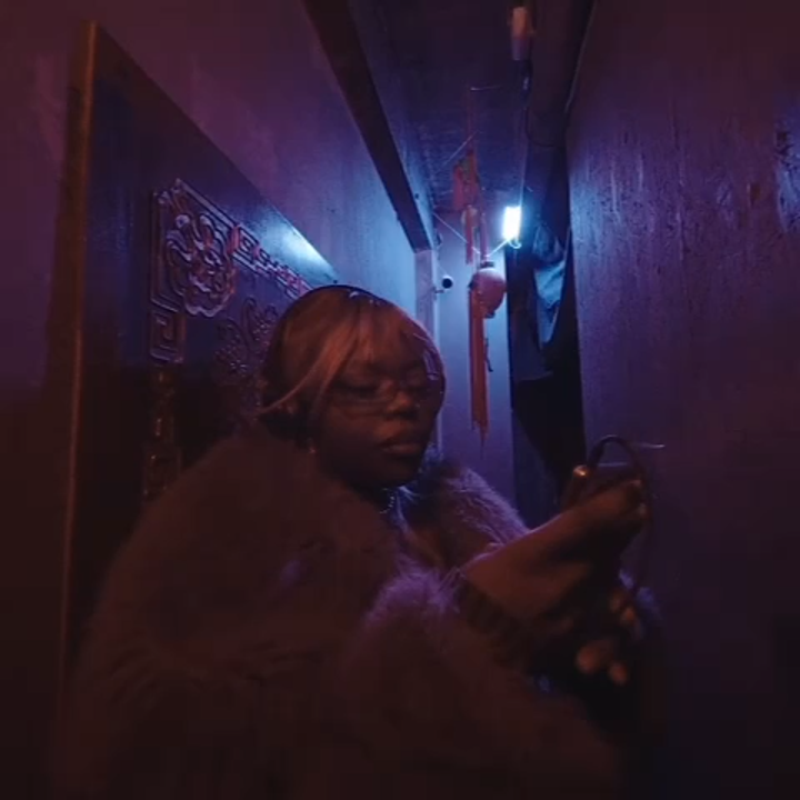 Mila - Hallway II